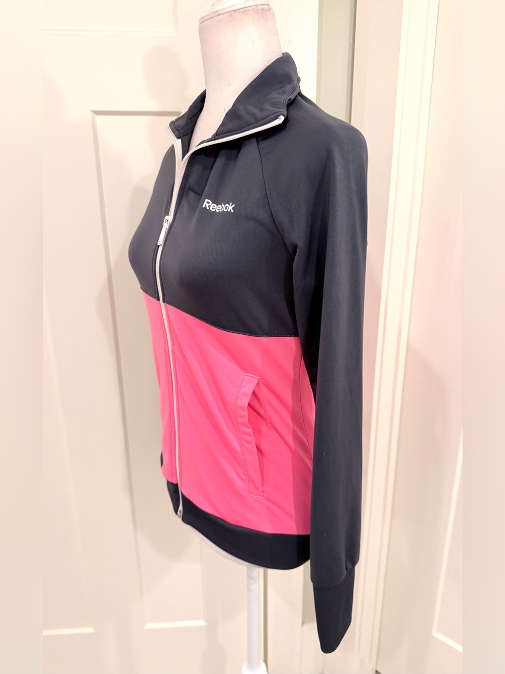 Reebok Jacket - Picture 3 of 7